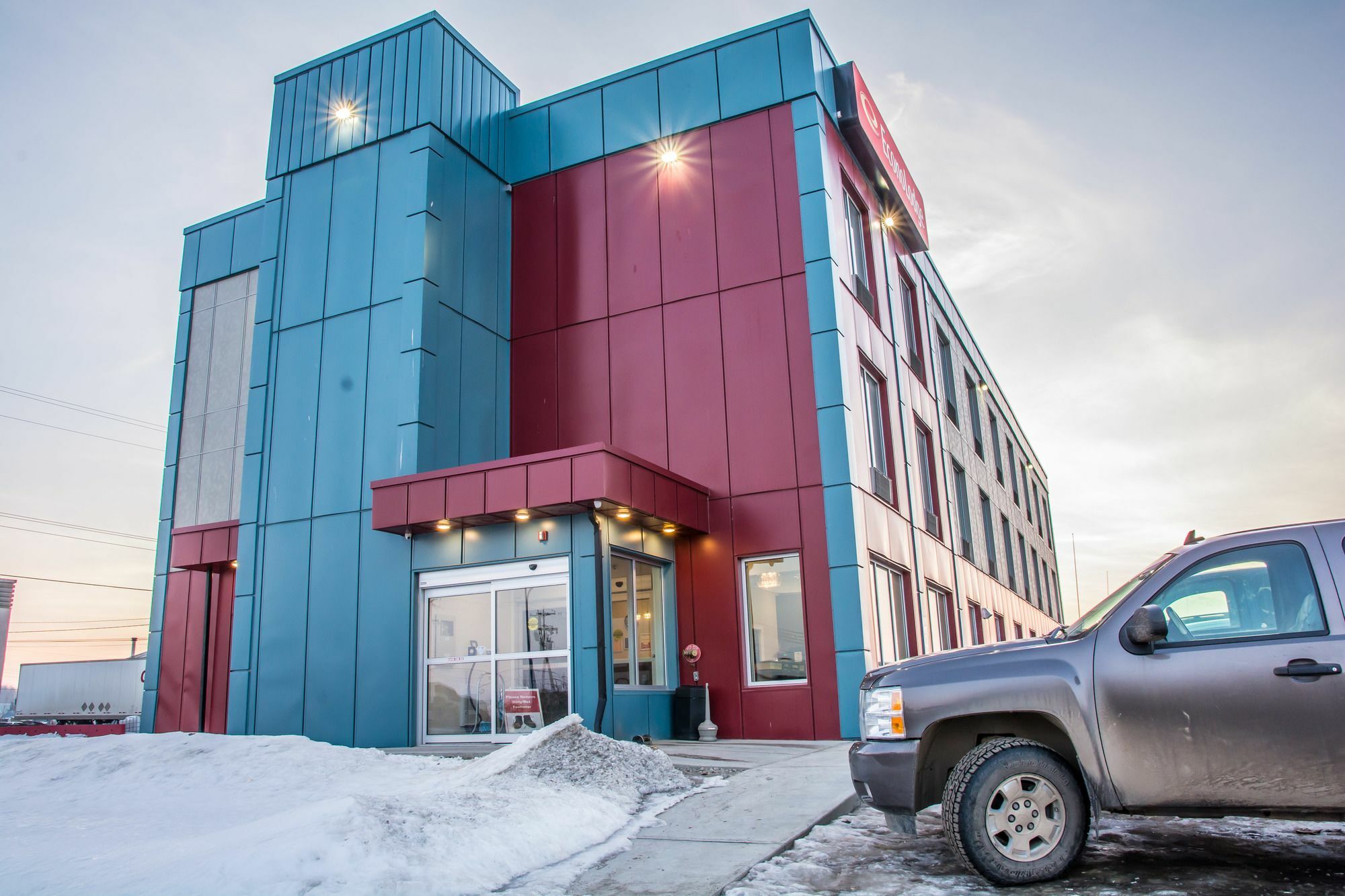 Econo Lodge Fox Creek Экстерьер фото